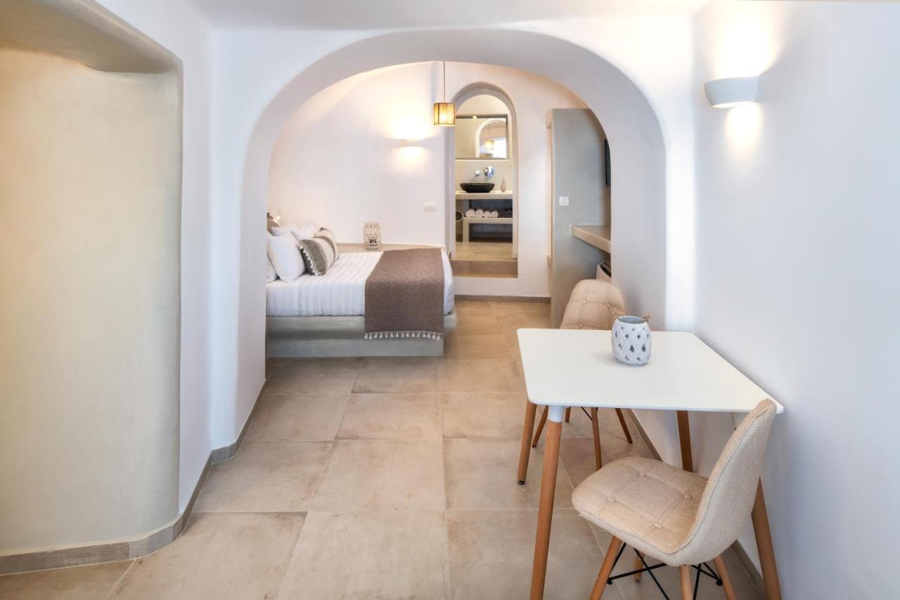 Hill Suites Fira  Eksteriør billede