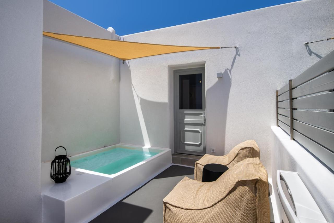 Hill Suites Fira  Eksteriør billede