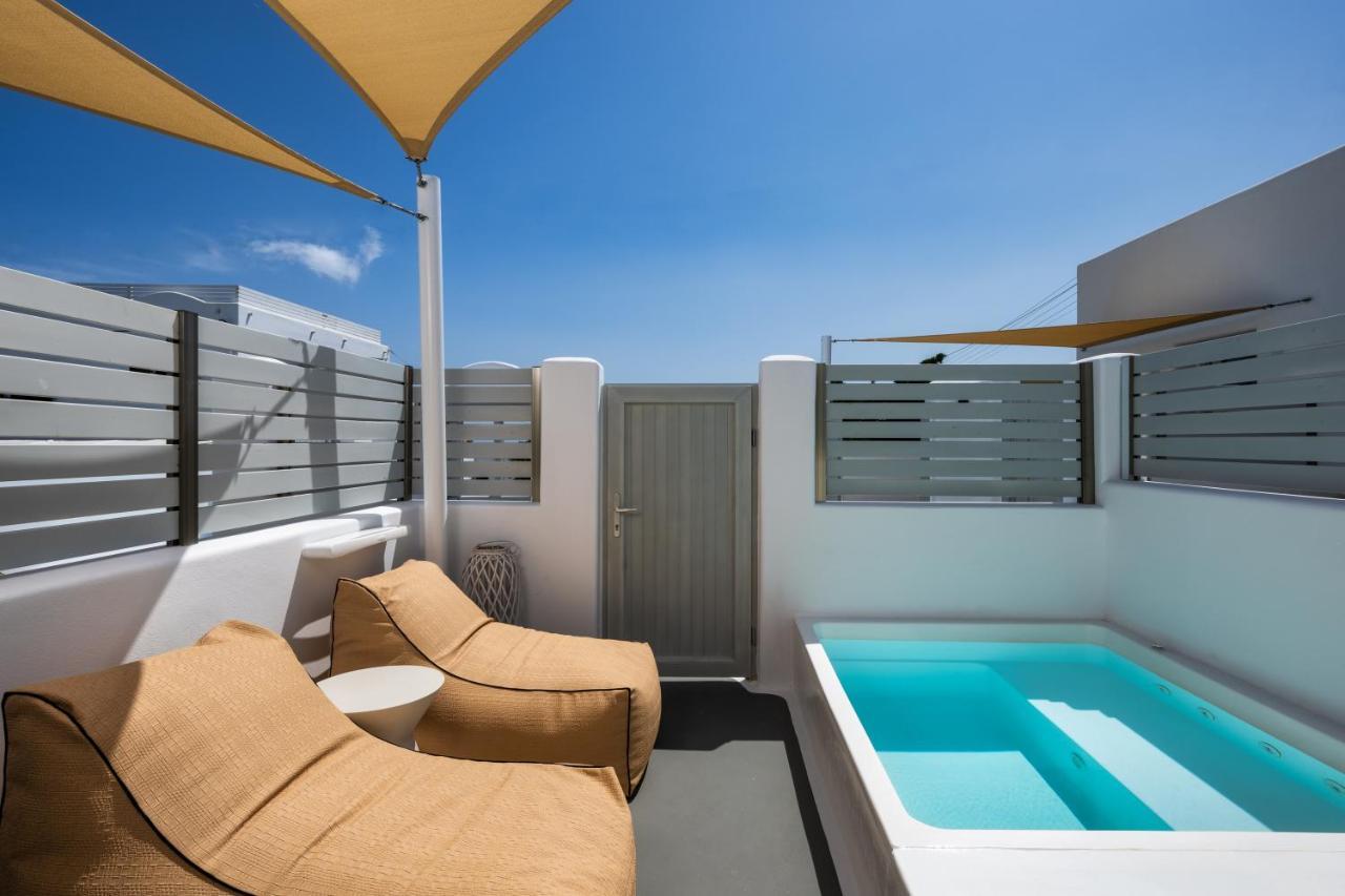 Hill Suites Fira  Eksteriør billede